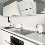 Pearl #2 Apartment