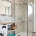 Pearl #2 Apartment
